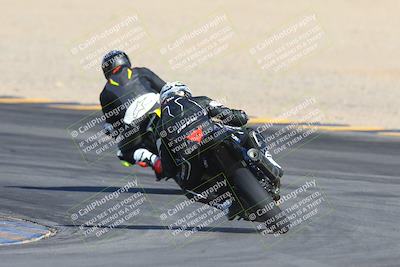 media/Dec-05-2024-Racers Edge (Thu) [[e102e0690b]]/3-B Group/Session 1 Turn 8 Backside/